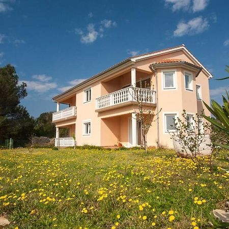 Apartments Doris, Krk Krk Town Bagian luar foto