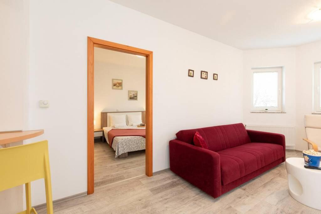 Apartments Doris, Krk Krk Town Bagian luar foto